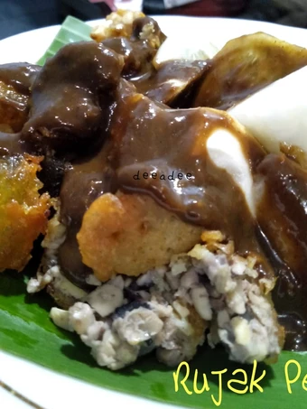 Langkah Gampang Membuat Resep 04. Rujak Petis (Seadanya Bahan) yang Lezat Anti Ribet, Bikin Ngiler