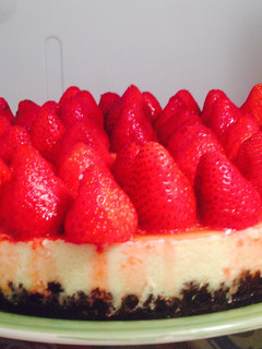 A picture of Oreo Crust Cheesecake.