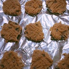 A picture of Wheat peanut butter cookies.