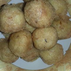 A picture of Yam balls.