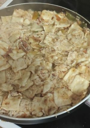 Una foto de Gazpachos manchegos de pollo y jamón