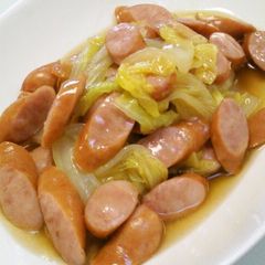 A picture of Chinese Cabbage and Wiener Sausages Simmered Chinese-style.