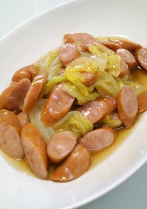A picture of Chinese Cabbage and Wiener Sausages Simmered Chinese-style.