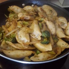 A picture of Easy potsticker dinner.