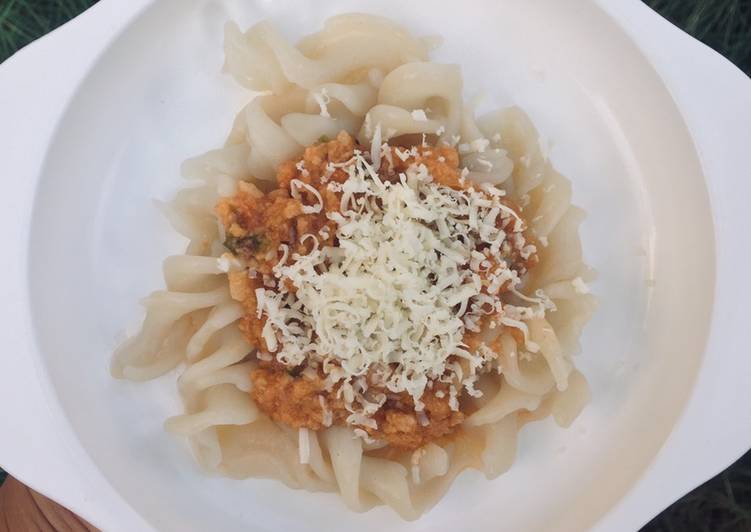 Mpasi (10+) - Fusilli Bolognese (Homemade)