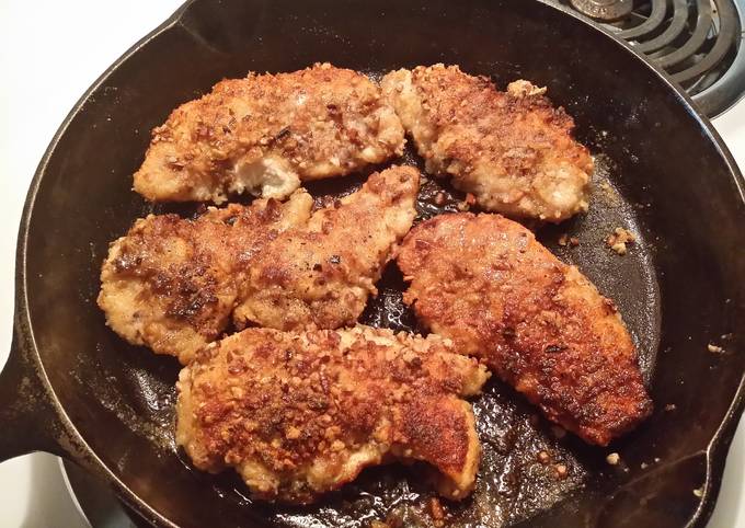 Step-by-Step Guide to Prepare Jamie Oliver TX&#39;s Style ~ Pecan Crusted Chicken Tenders