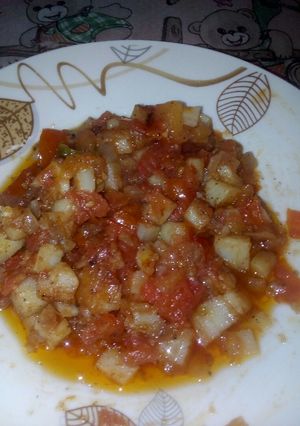 صورة لوصفة بطاطا مع بندورة