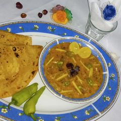 A picture of Lauki Chane ki Dal Gosht.