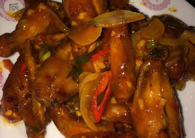 Rahasia Membuat Spicy Chicken Wings Enak dan Antiribet