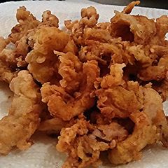 A picture of Wasabi fried calamari.