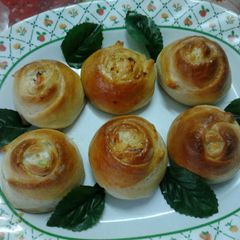 A picture of Rose Rolls..