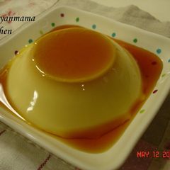 A picture of Fluffy And Creamy Custard Pudding with 4 Egg Yolks.