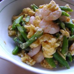 A picture of Egg, Shrimp and Asparagus Chaa (Stir-fry) with the Fragrance of Bonito.