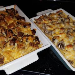 A picture of Mac and Cheese.