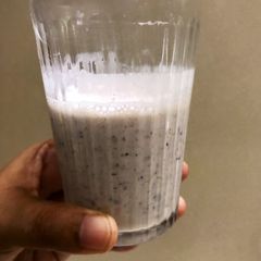 A picture of Blueberry flaxseed smoothie.