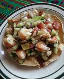 Ceviche de camarón levanta muertos
