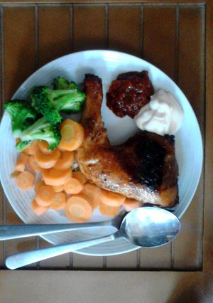 A picture of homemade grilled chicken.