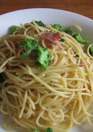 A picture of Isis' Pasta Aglio, Olio E Peperoncino.