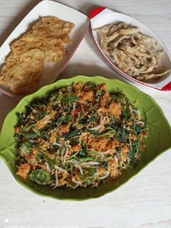 Foto resep Urap Daun Pepaya dan Daun kenikir