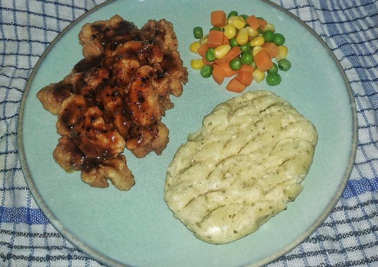 Chicken Blackpepper with Mashed Potatoes