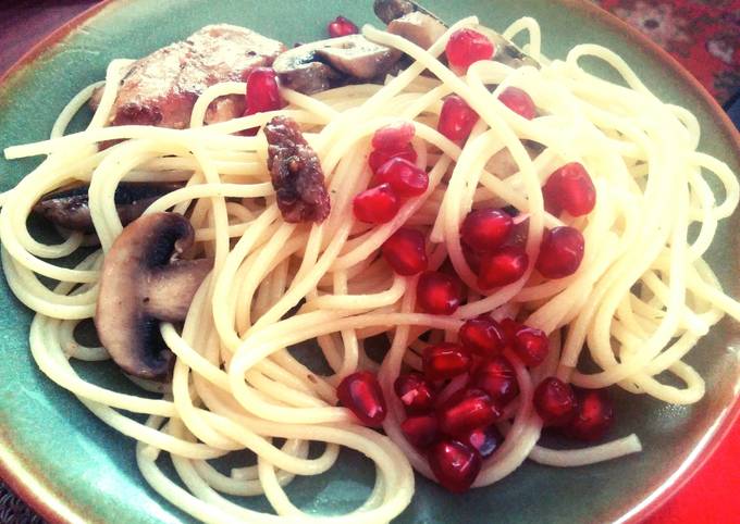 Step-by-Step Guide to Make Perfect Pasta with fried mushrooms and chicken.