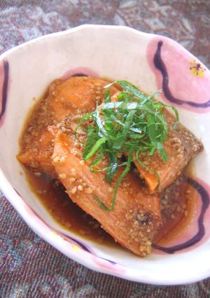 A picture of Grilled Salmon in Sauce.