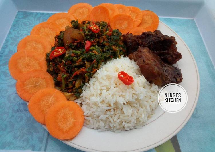 Simple Way to Prepare Award-winning White rice,vegetables and garnished with carrots