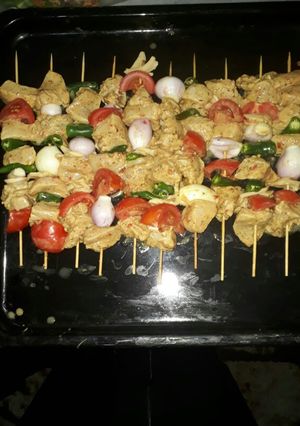 صورة لوصفة 🍢🍢 شيش طاووق بالفرن