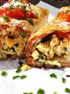 Rántottás - paradicsomos wrap recept fotója