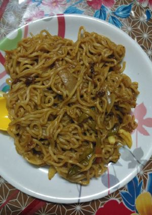 A picture of Chilli Shezwan Maggie.