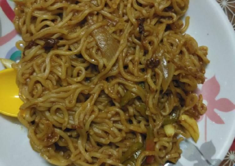 Recipe: At Home Chilli Shezwan Maggie
