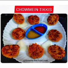 A picture of Chowmein tikkis.