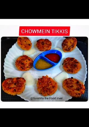 A picture of Chowmein tikkis.