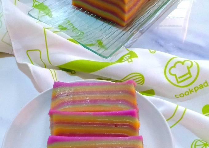 Recipe: Appetizing Kue Lapis Beras