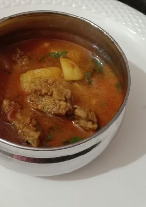 अमृतसरी वडी आलू सब्जी (Amritsari vadi aloo sabji recipe in hindi) रेसिपी मुख्य फोटो