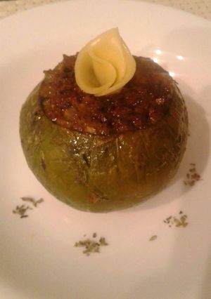 Una foto de Zapallitos rellenos de carne y queso mozzarella!