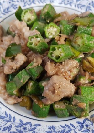รูปของ หมูผัดกระเจี๊ยบเขียว