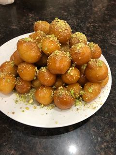 صورة لوصفة لقيمات
