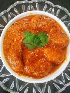 कश्मीरी दम आलू (Kashmiri Dum Aloo recipe in Hindi) रेसिपी मुख्य फोटो
