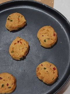 કરાચી બિસ્કિટ (Karachi Biscuit Recipe In Gujarati) રેસીપી મુખ્ય ફોટો