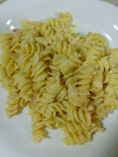 Una foto de Fusilli carbonara