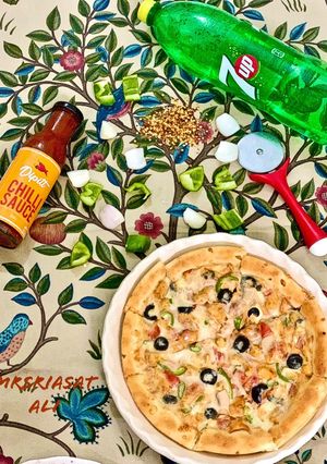 A picture of Chicken Fajita Pizza.