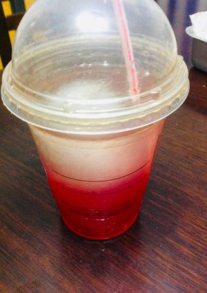 Una foto de Sustituto del jugo Perilla frutescens roja Japonés jugo de Shiso roja🇺🇾🇯🇵代用紫蘇ジュース