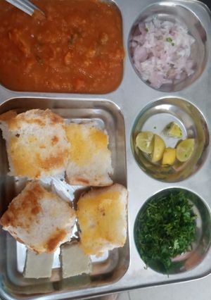 पाव भाजी रेसिपी मुख्य फोटो
