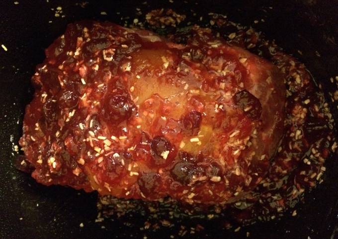 How to Make Speedy Crockpot Cranberry Pork Roast