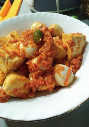Foto resep Pelecingan Tahu Campur telur puyuh