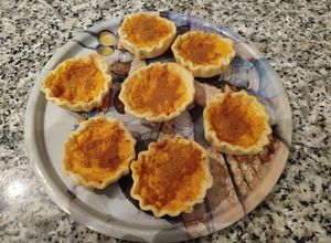 Una foto de Tartaletas de Crema con Masa Brisa o a Tu Gusto