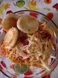 Pastas al a tun con rueditas de pan con ajo