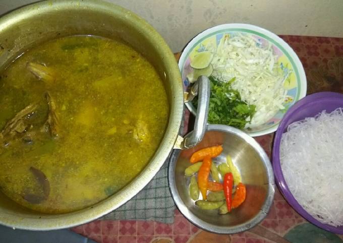 Soto balungan/tulang ayam