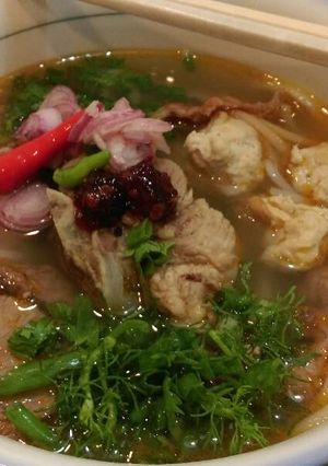 Hình của món Bún bò giò heo..
